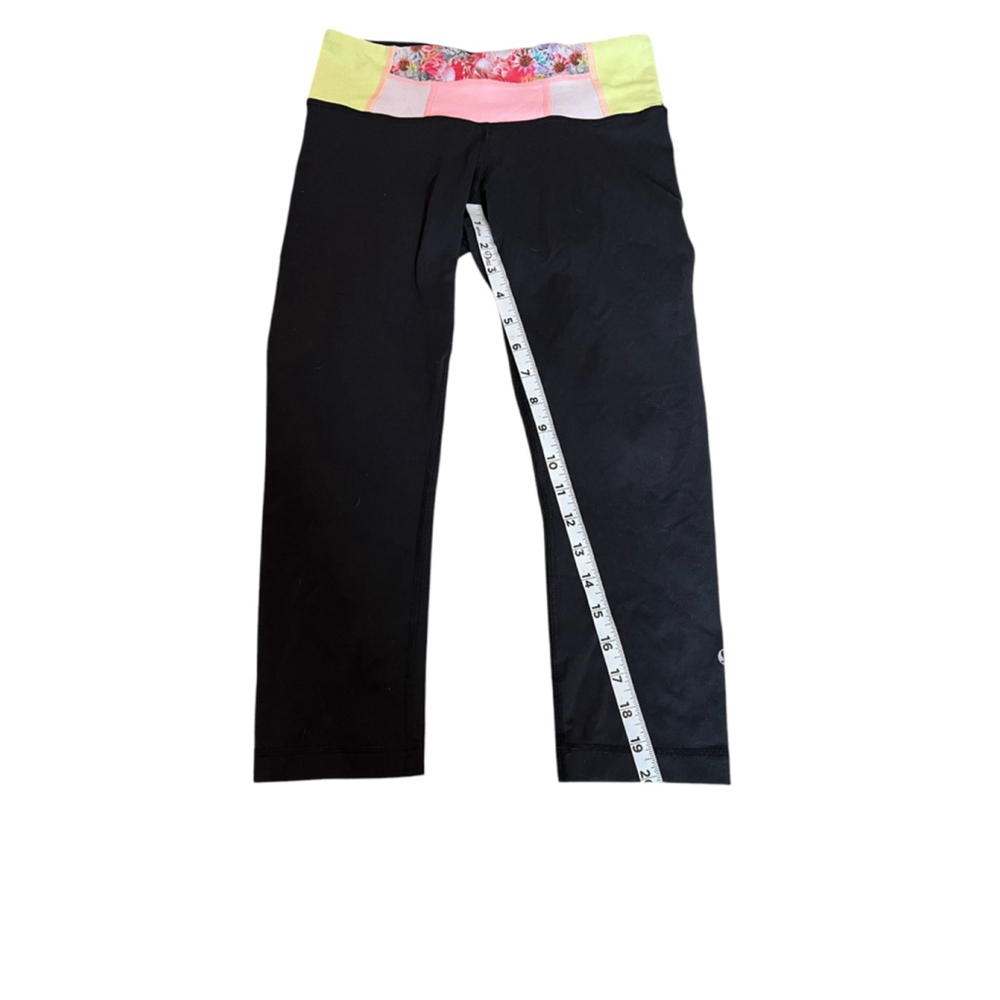 LULULEMON Black Patterned Top Cropped Reversible Athletic Workout Pant Capri XS - Picture 8 of 9